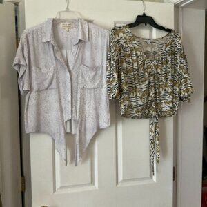 Jungle prints bundle 2 blouses!!